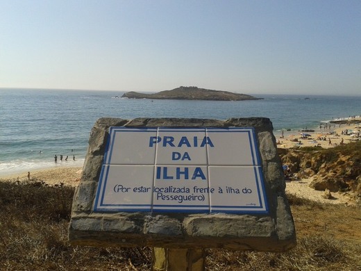 Ilha do Pessegueiro