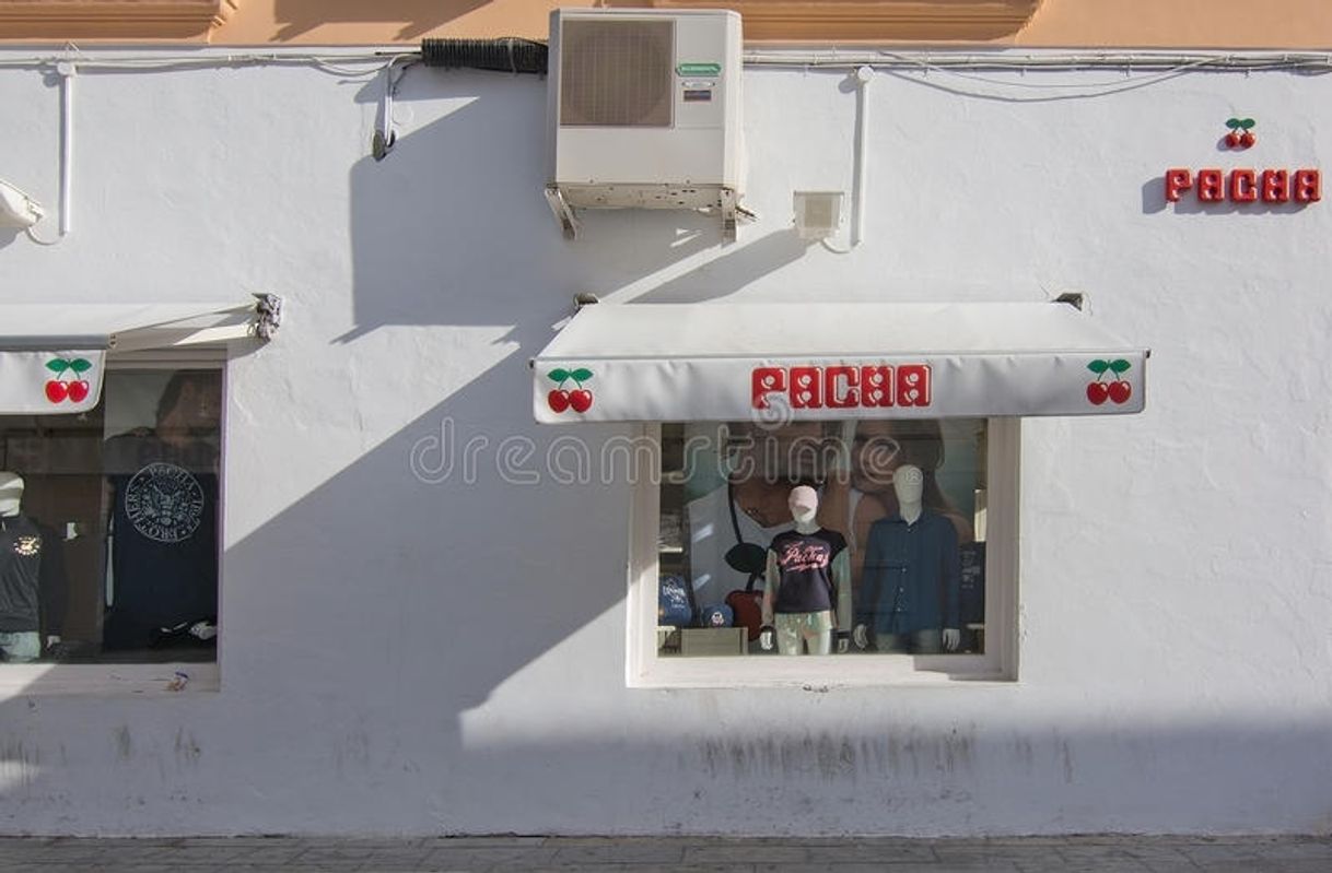 Places Pacha Shop