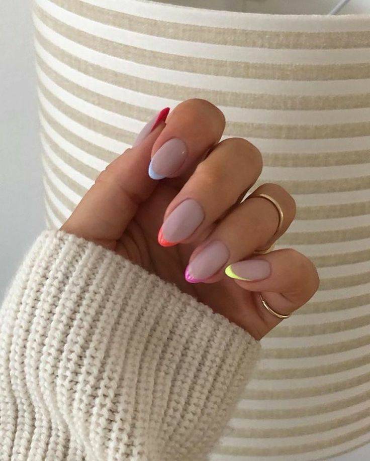 Moda Nails