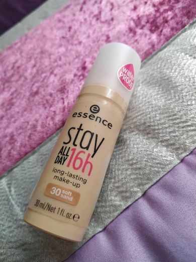 Base Stay All Day Essence