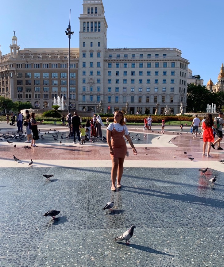 Place Plaça de Catalunya