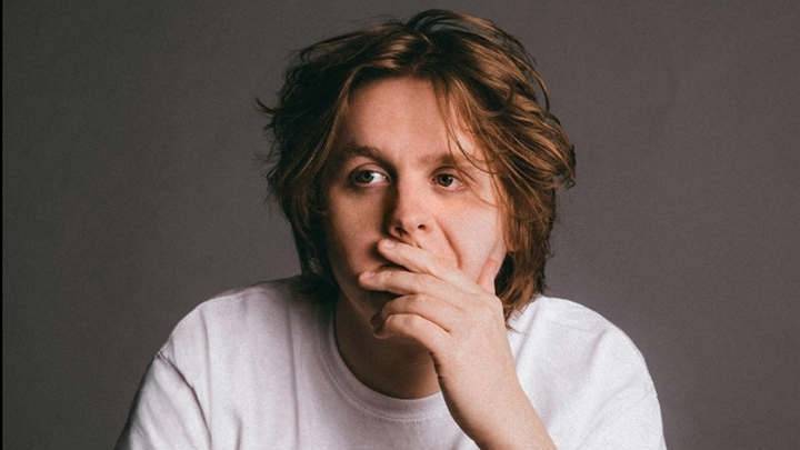 Social Lewis Capaldi
