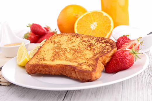 Toast and orange juice 