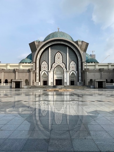 Wilayah Mosque
