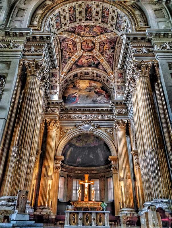 Lugar Cattedrale Metropolitana di San Pietro