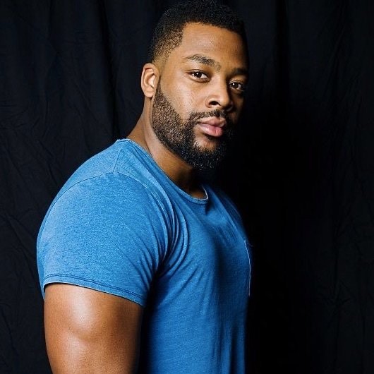 Moda LaRoyce Hawkins 