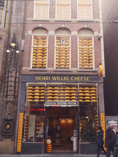 Trial Attic, cheese tasting by Henri Willig