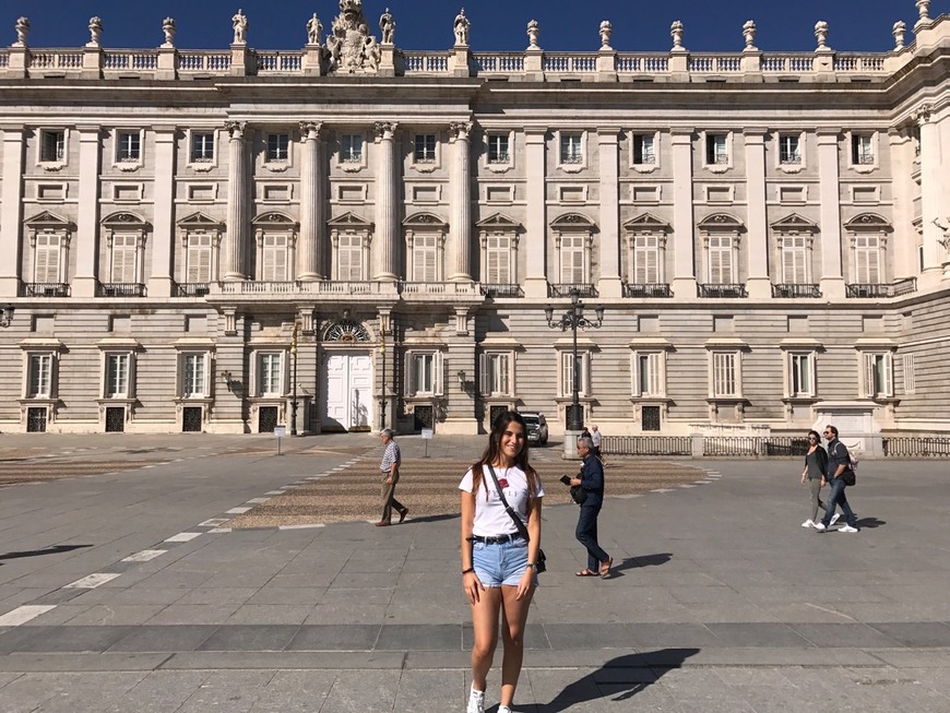 Place Plaza de Oriente