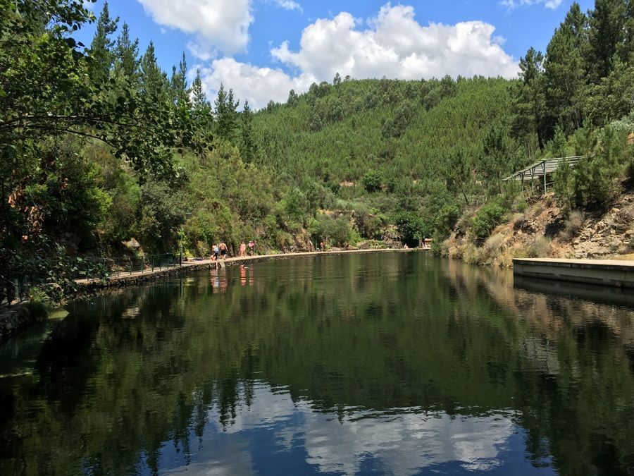 Place Fróia River Beach