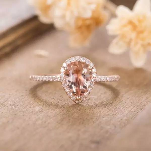 Social Luxe-Mariage-bague-D-anniversaire.