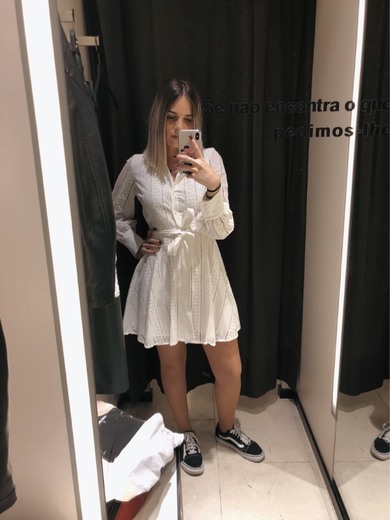 Vestido curto bordado