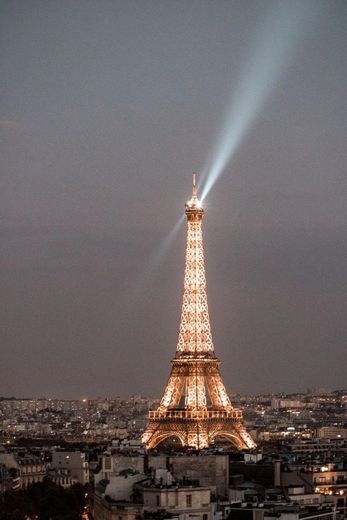 Lugar Torre Eiffel