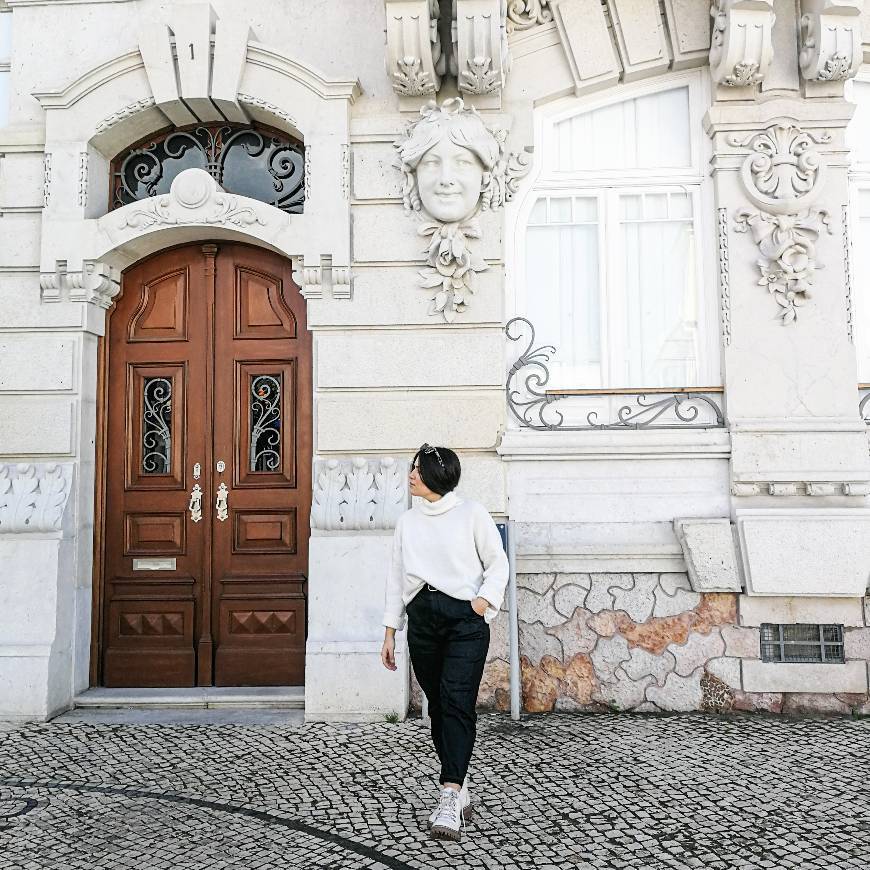 Moda Black and white outfit 2