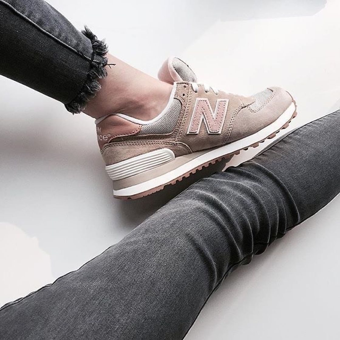 Fashion Em 4° lugar- new balance 574 