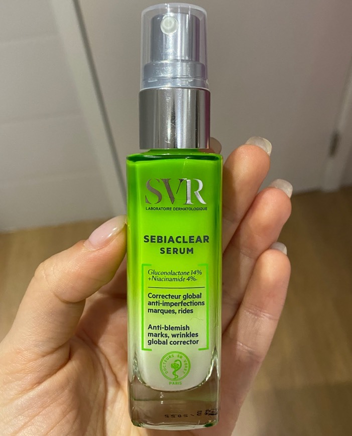 Products SCR Sebiaclear serum