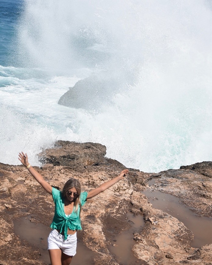 Places devil's tears bay nusa lembongan