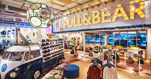 Place Pull and Bear