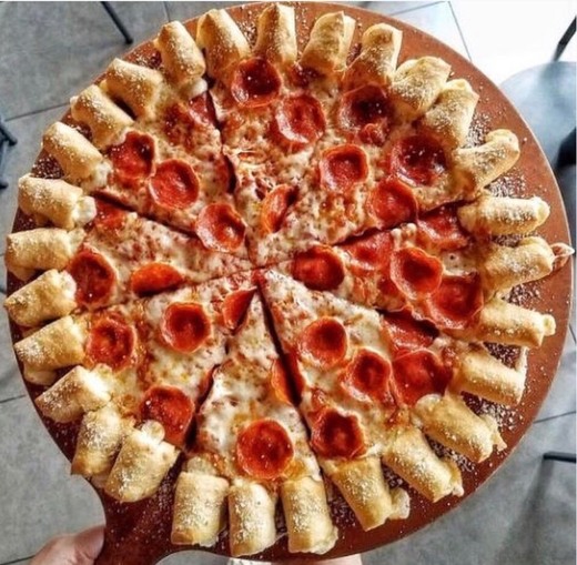 Love pizza 