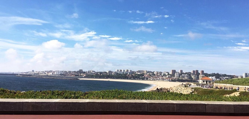 Lugar Praia do Aterro