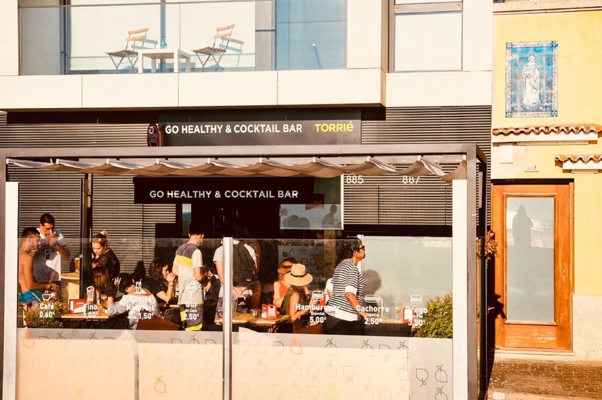 Restaurants Go Healthy & Cocktail Bar