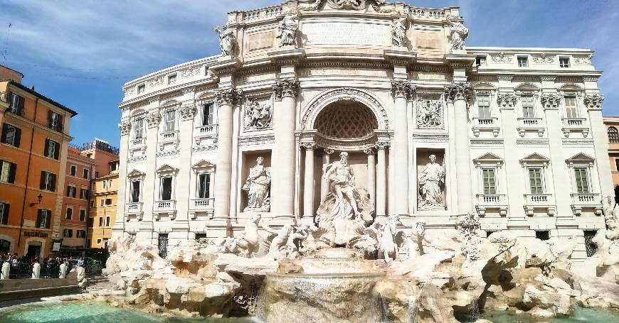 Lugar Fontana di Trevi