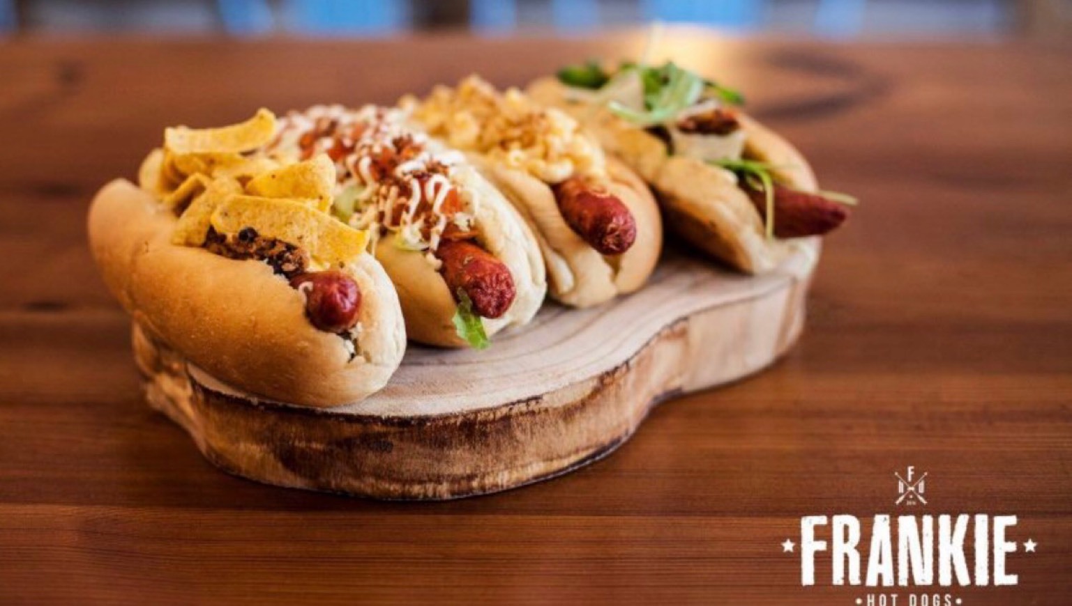 Restaurantes Frankie Hot Dogs