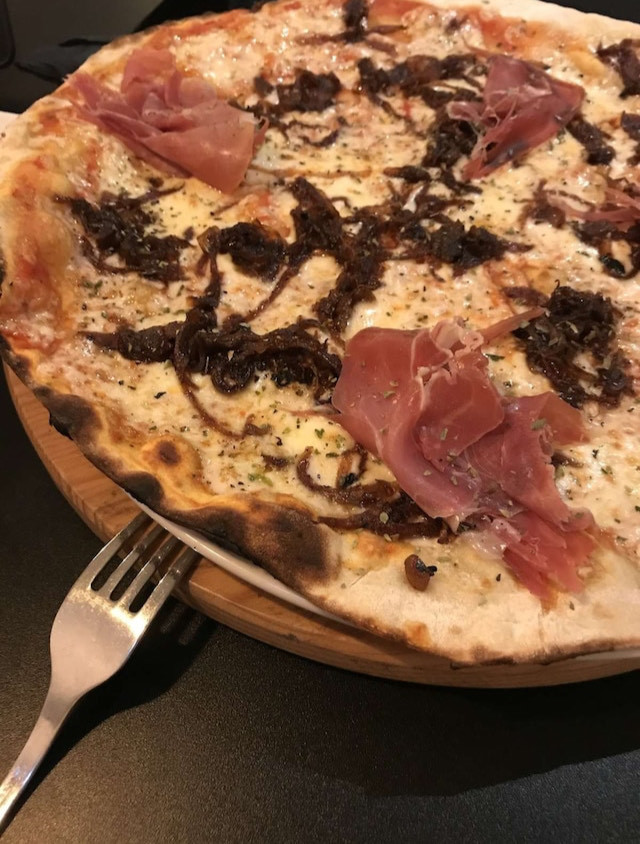 Restaurantes Luzzo Pizzaria