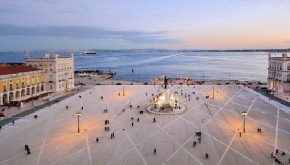 Place Praça do Comércio