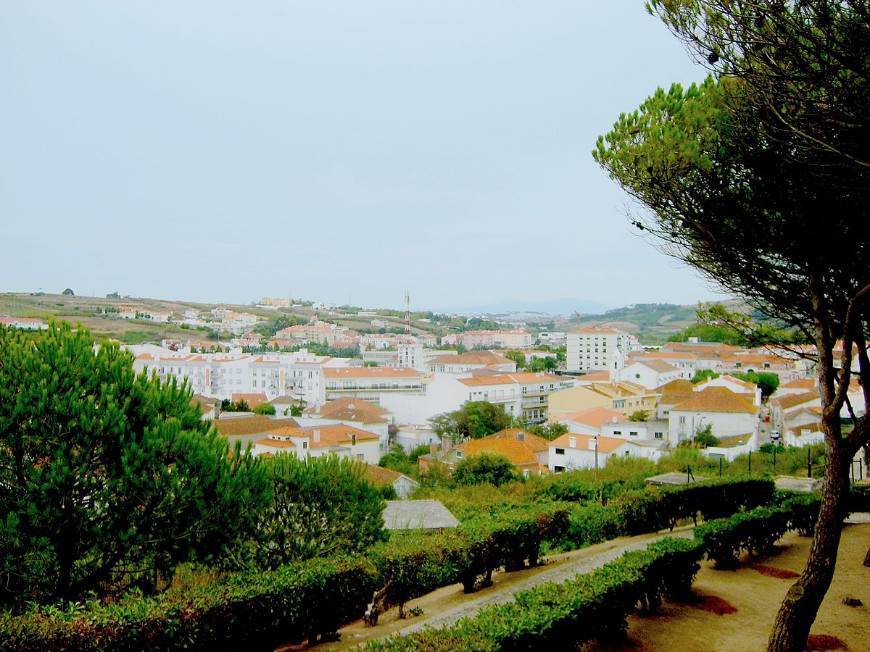 Place Miradouro do Castelo da Lourinhã