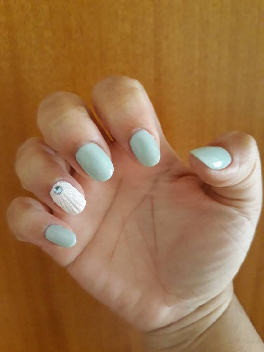 Moda Unhas verde água com concha