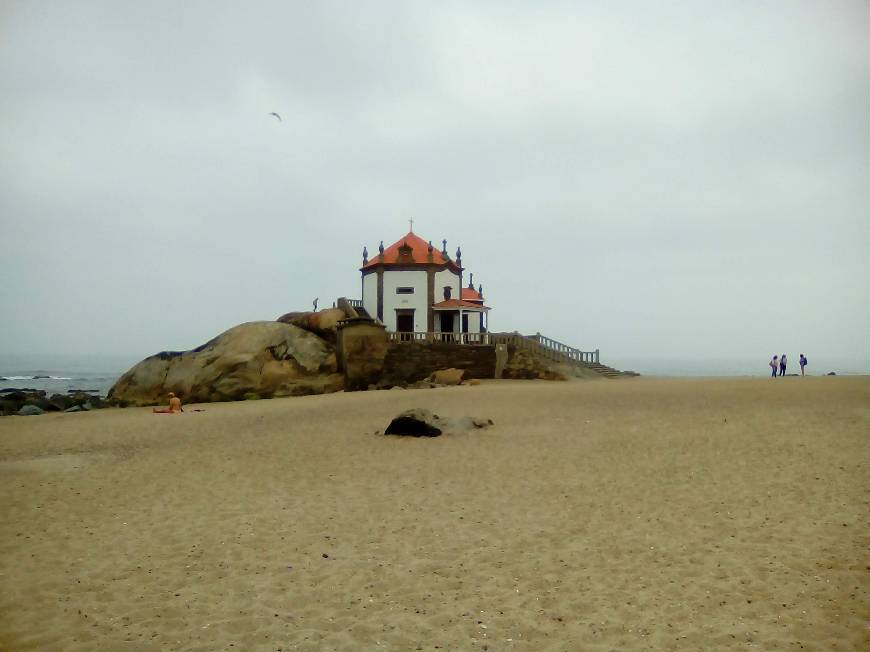 Lugar Senhor da Pedra beach