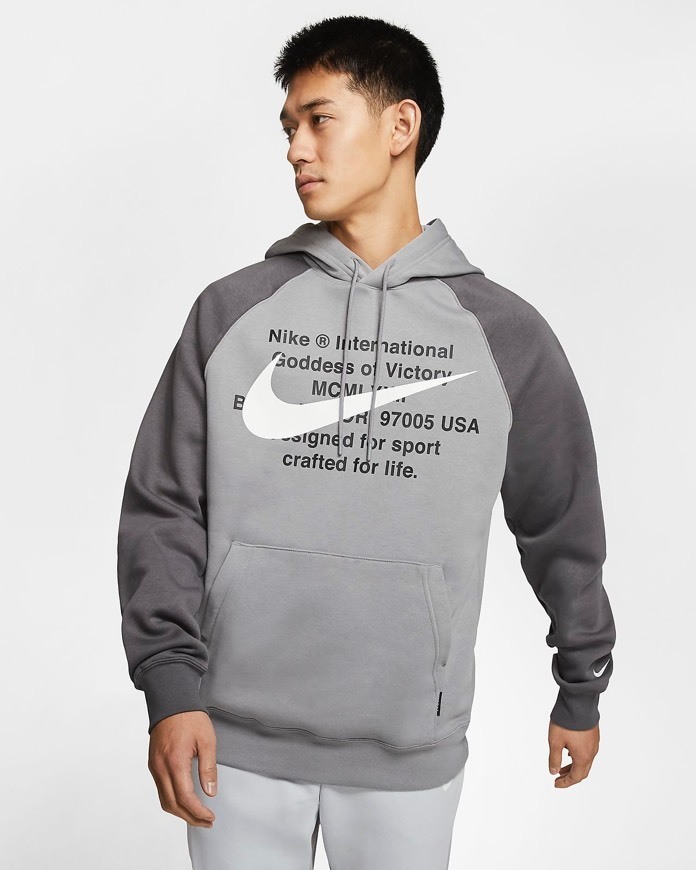 Social Nike Sportswear Swoosh