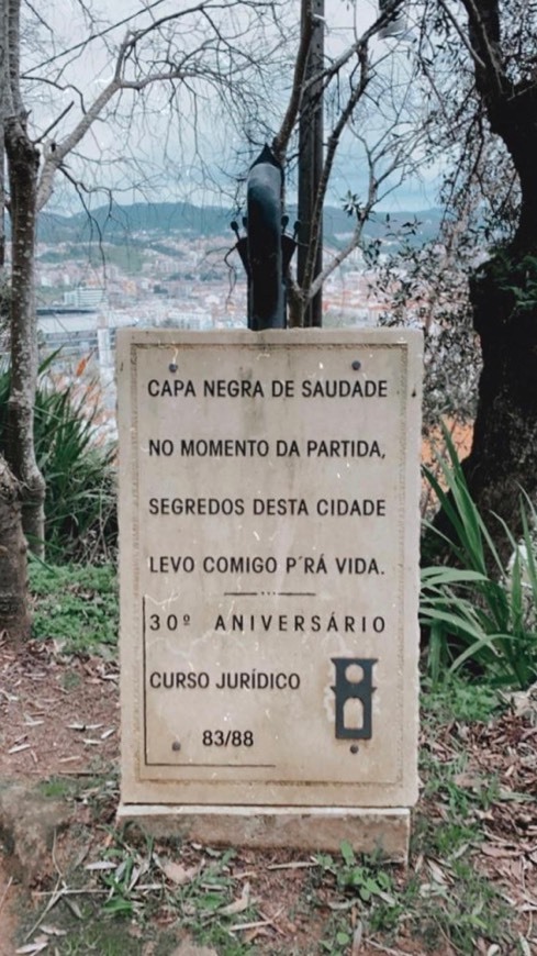 Place Penedo da Saudade - Suites & Hostel