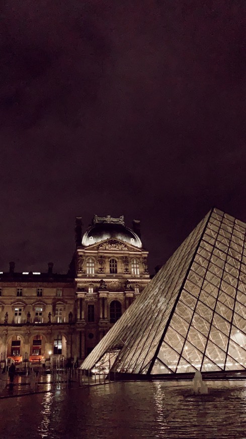 Lugar Museo del Louvre