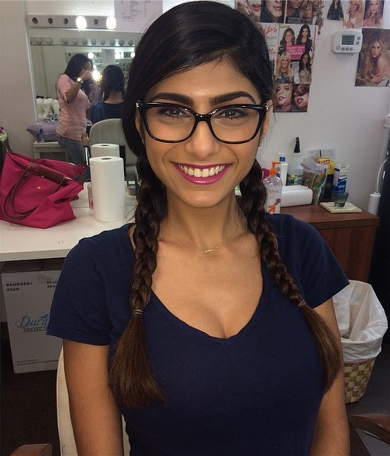 Fashion Mia Khalifa