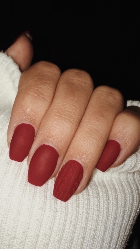 Fashion bordo nails 