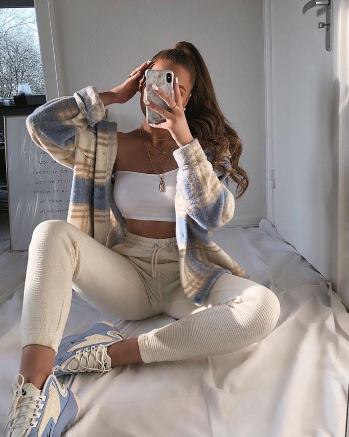 Social white&blue