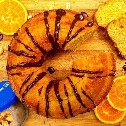 Bolo de laranja e amendoim