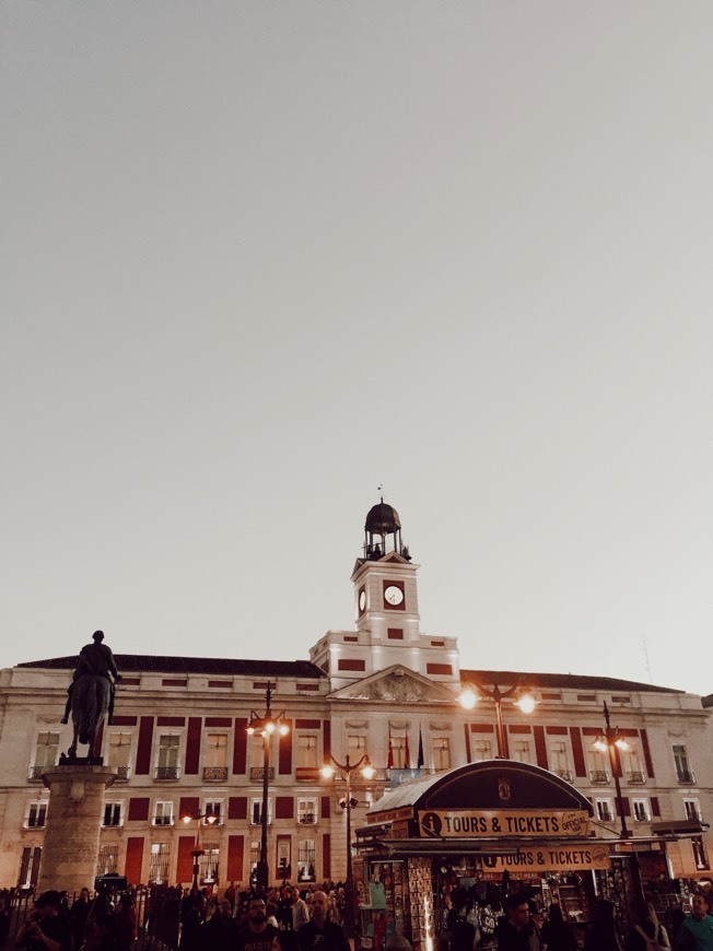 Lugar Puerta del Sol