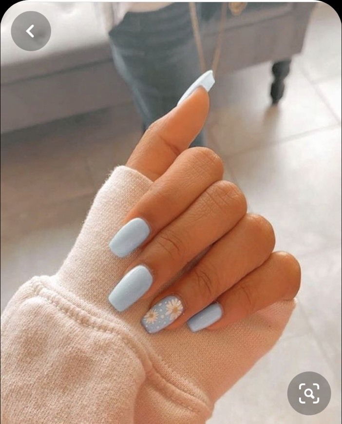 Moda Unhas com margaridas desenhadas