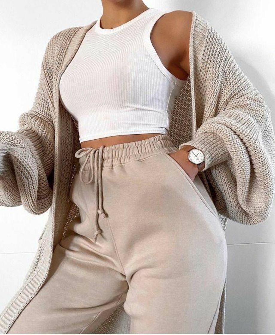 Fashion summer comfy outfit. 