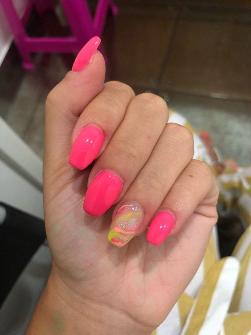 Moda Unhas Rosa Néon