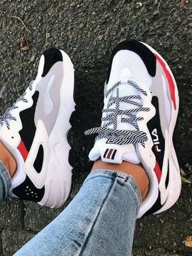 Chunky sneakers