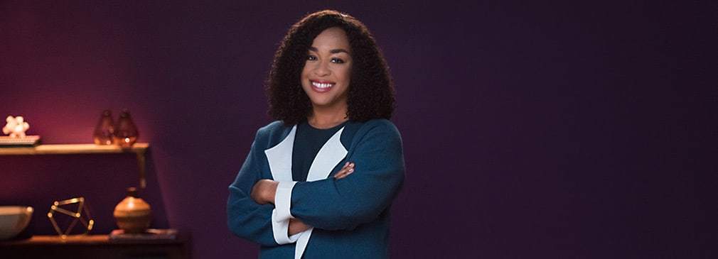 Fashion Shonda Rhimes Teaches Writing for Television | MasterClass ...