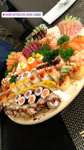 Akari Sushi Lounge