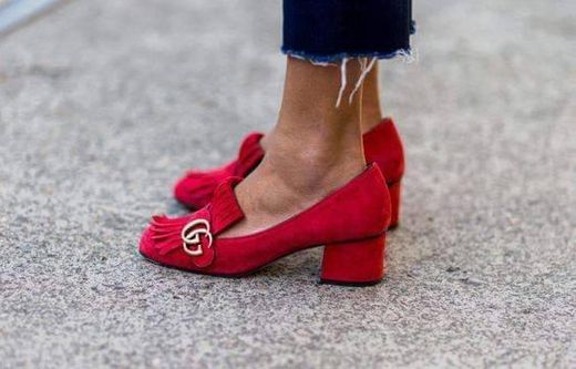 Sapatos vermelhos Gucci 