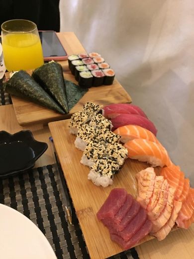 Glamour Sushi