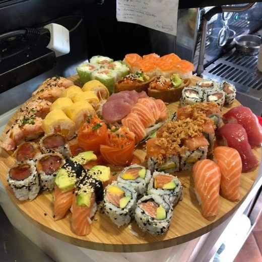 Ninki Sushi Bar 2