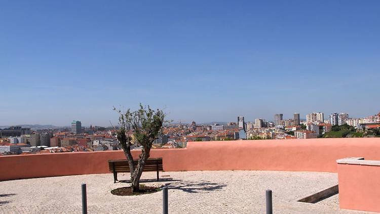Place Miradouro da Penha de França
