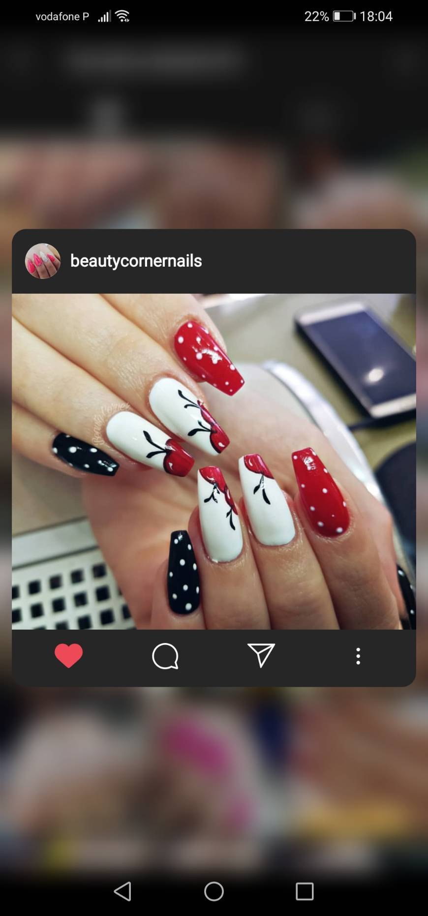 Social Unhas com ginjas